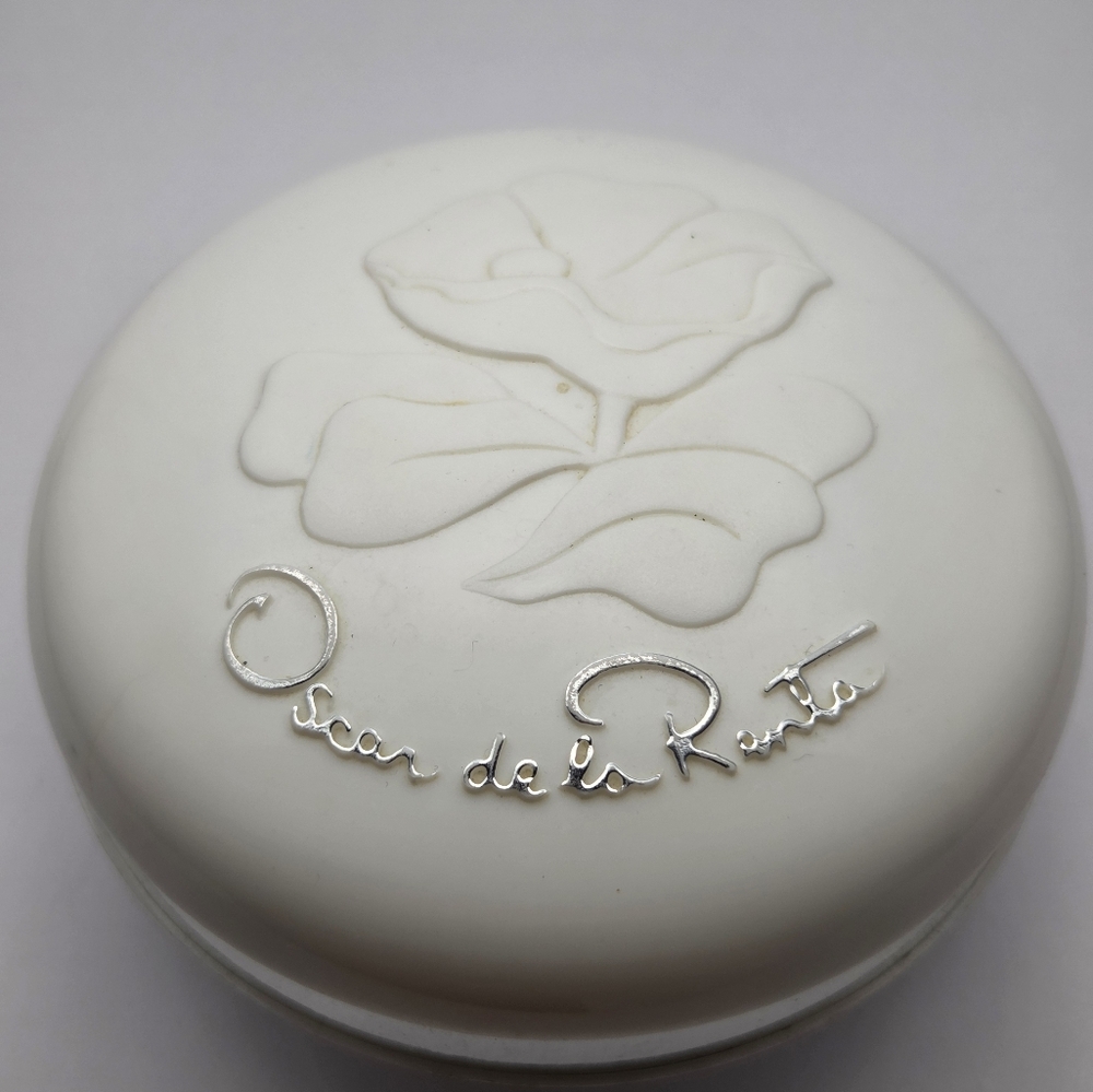 Oscar de la Renta White Powder Box 1983 Vintage